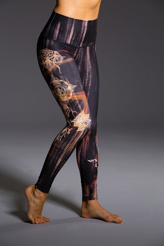 [Onzie] High Rise Graphic Legging - Henna